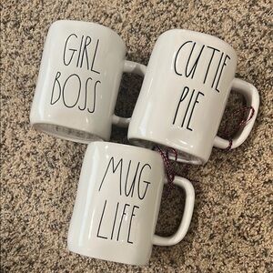 Pick 1: Rae Dunn Mugs